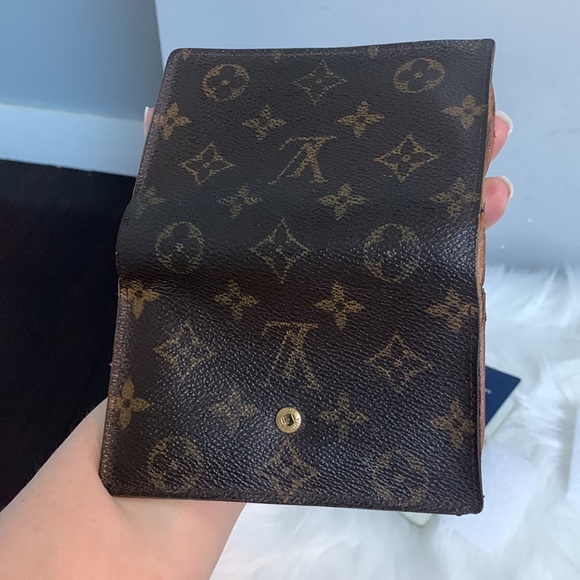 1999 authentic Louis Vuitton kisslock wallet - Picture 15 of 15